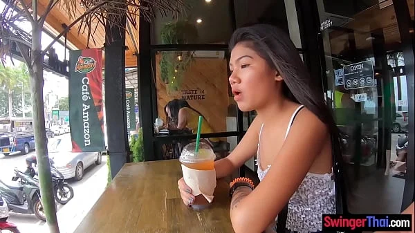 Amateur Asian teen beauty fucked after a coffee Tinder date